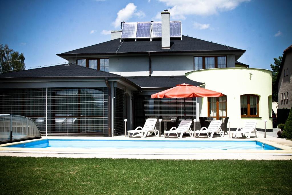 Villa Golf Sliač Eksteriør bilde